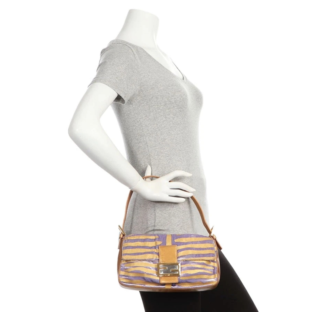🦄SOLD FENDI ZEBRA PRINT VELVET BAGUETTE - Picture 14 of 14
